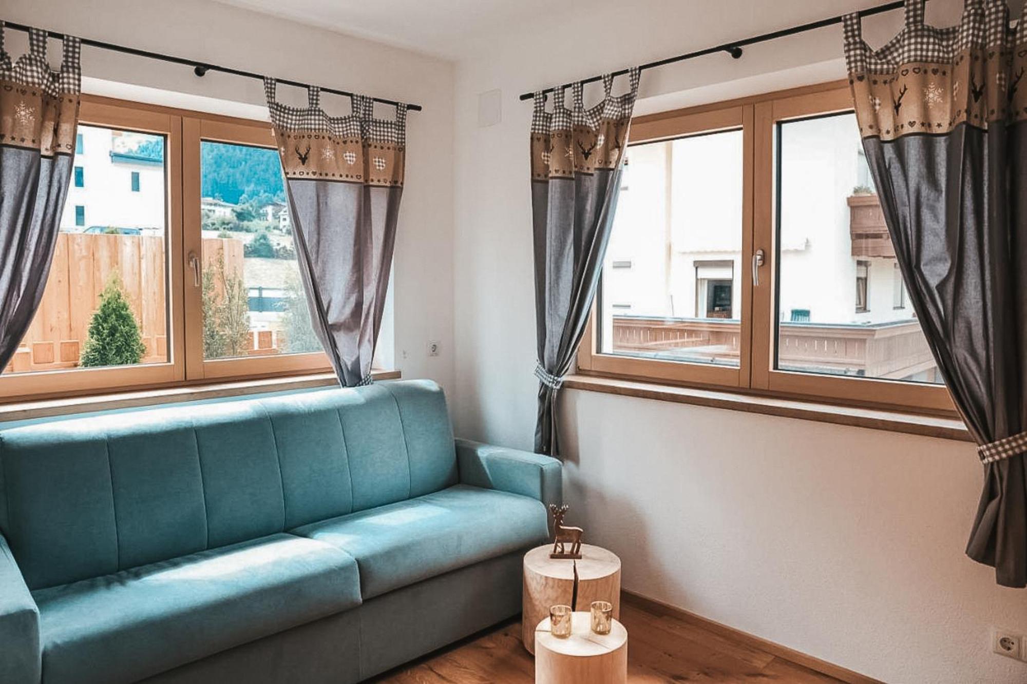 Veronikas Relax & Family Suite - Sun Terrace And Car Park By Alpenluxus Appartements Fuegen Exterior photo